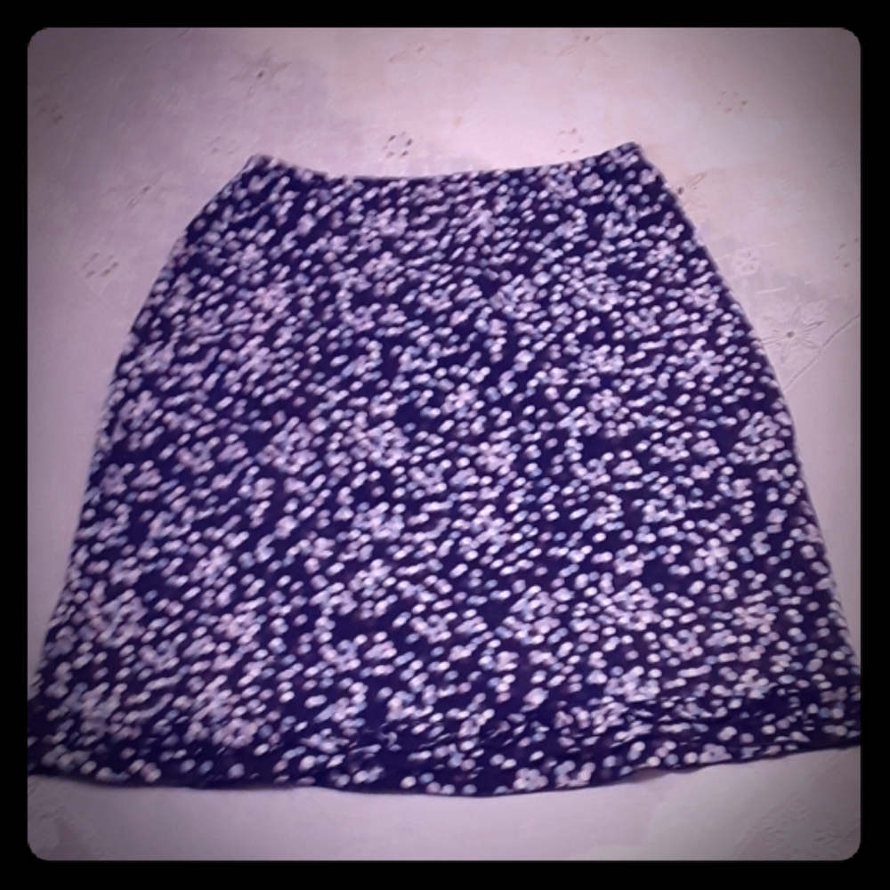 Limited dress skirt